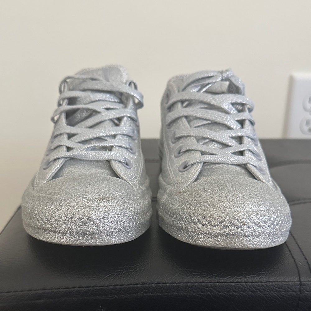 AllStar Converse Shimmering Silver Sneakers. Women’s size 9.5.